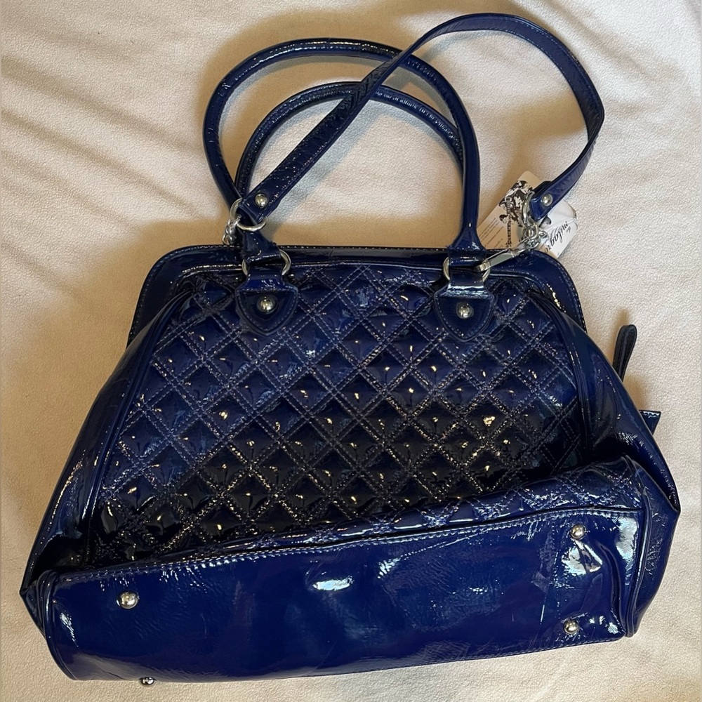 Carlos Santana Elegant Blue Quilted Handbag - Picture 2 of 7